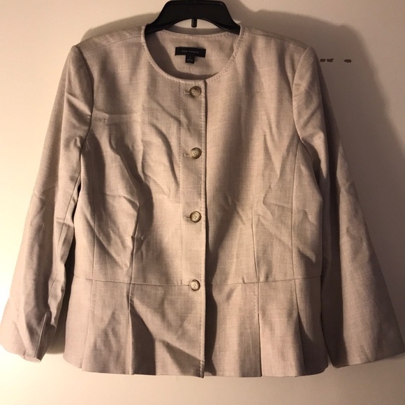 Ann Taylor Skirt Suit Set Neutral / Tan / Beige Size 14 - Picture 6 of 7